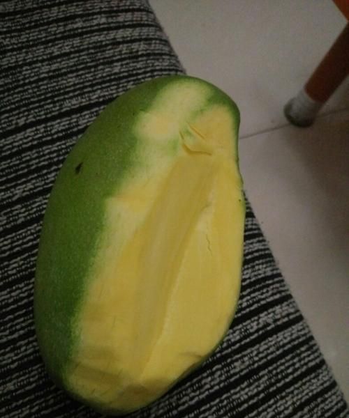 青芒果是硬的能吃吗