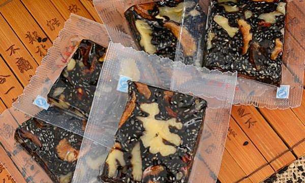 阿胶糕是苦的还是甜的,阿胶为什么吃起来有点苦图3