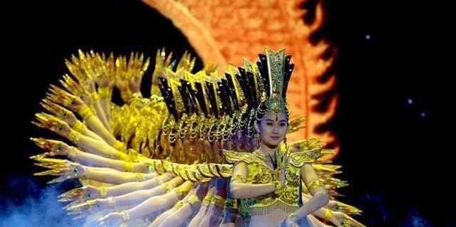 千手观音怎么上春晚的