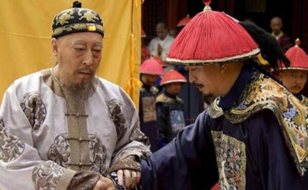 左宗棠简介：晚清中兴四大名臣之一，抬棺出征收复新疆