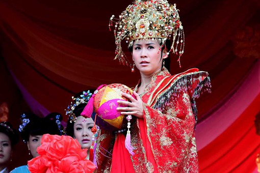 王宝钏原型人物是谁?历史上王宝钏真实结局如何?