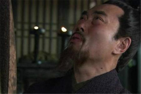 刘备伐吴失去了十位大将：张飞熟睡中被取首级（黄忠被射死）