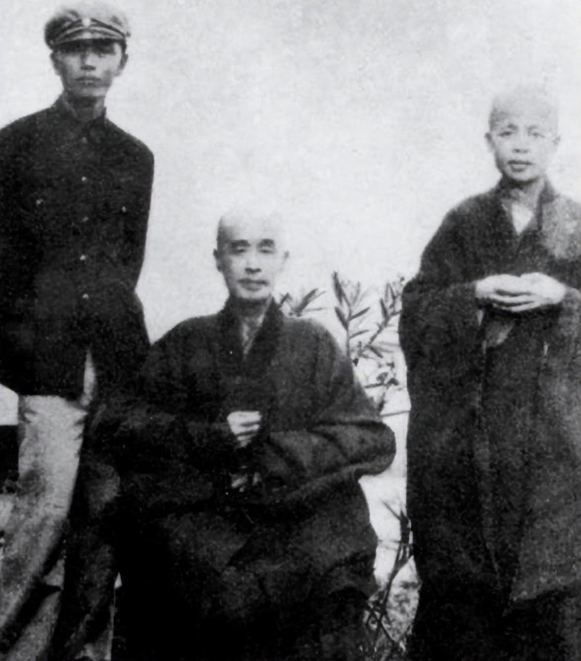 弘一法师的故事个人简介(弘一法师在哪里出家的)