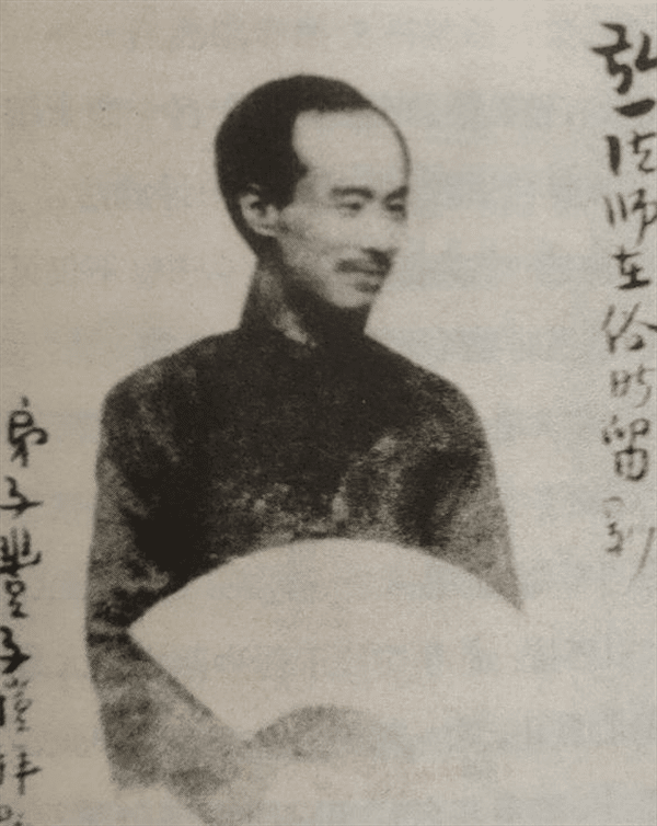 弘一法师的故事个人简介(弘一法师在哪里出家的)