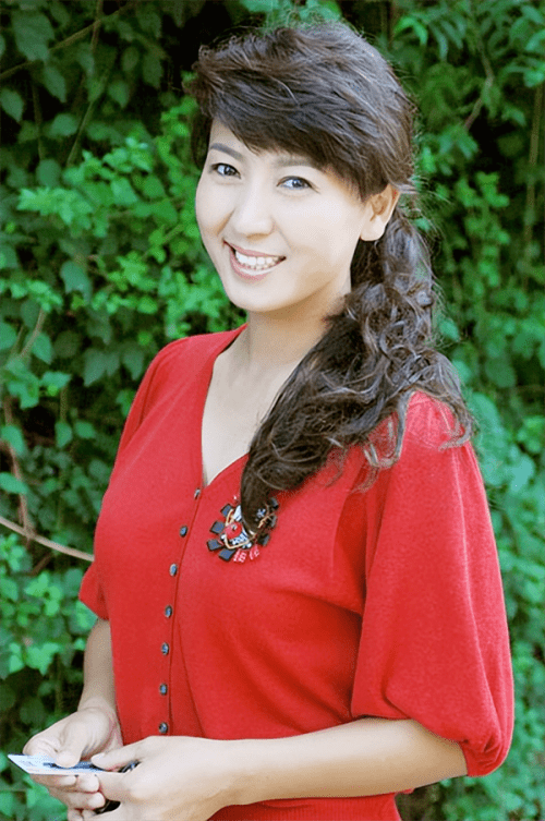 闫学晶简历个人资料简介(闫学晶的个人资料)