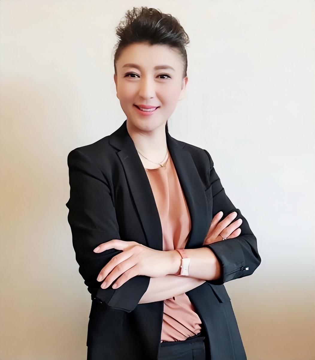 闫学晶简历个人资料简介(闫学晶的个人资料)