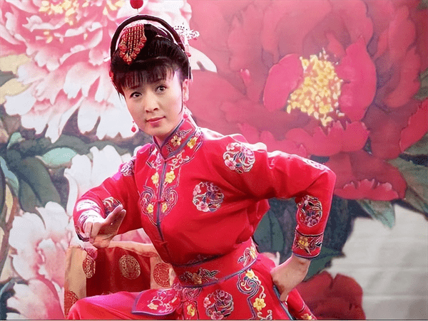 闫学晶简历个人资料简介(闫学晶的个人资料)