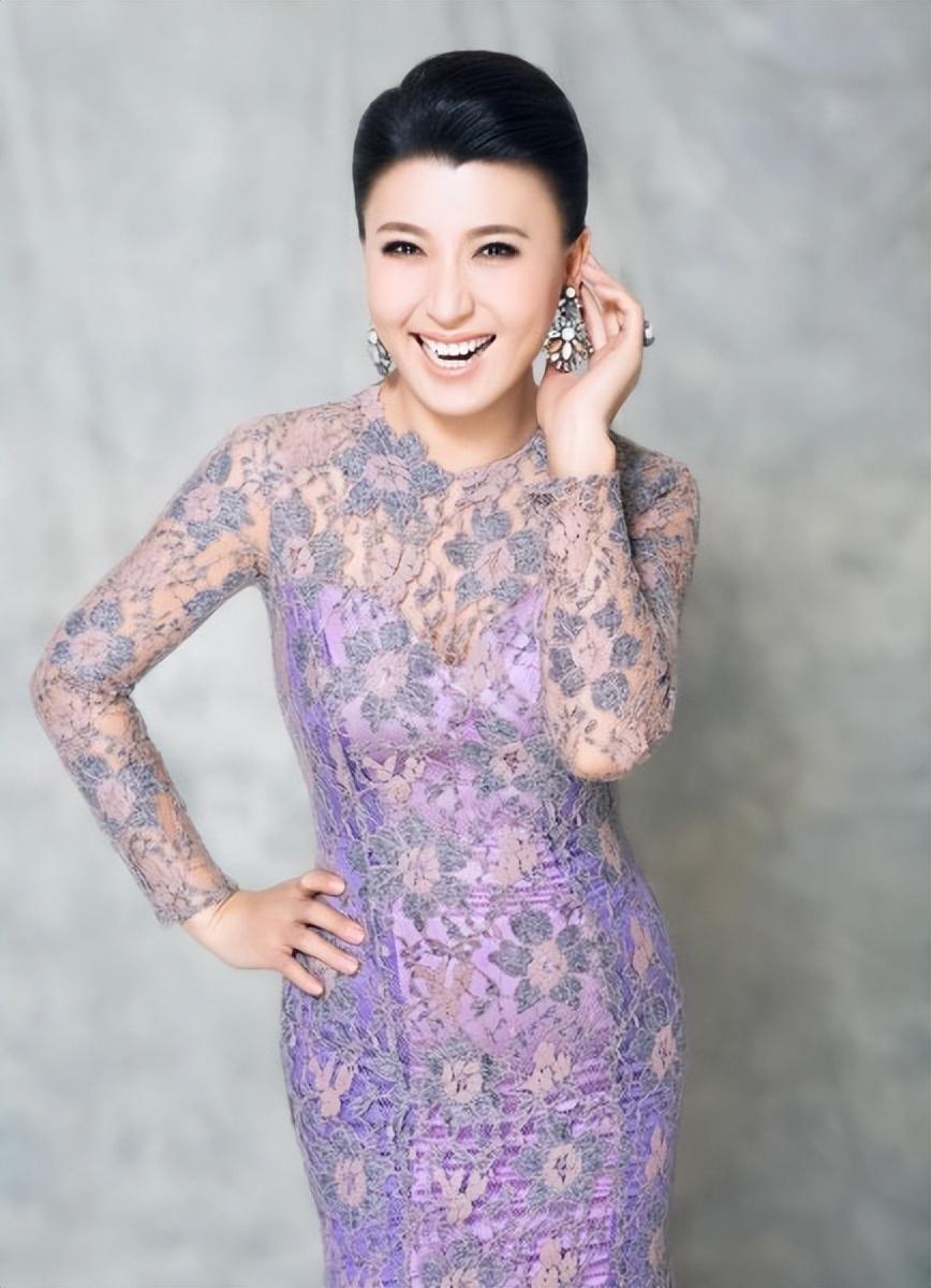 闫学晶简历个人资料简介(闫学晶的个人资料)