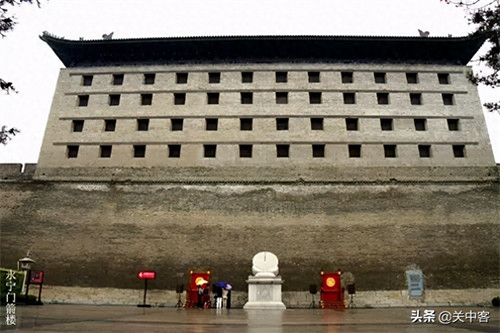 西安城墙是哪个朝代建造的(西安古城墙是翻新的吗)