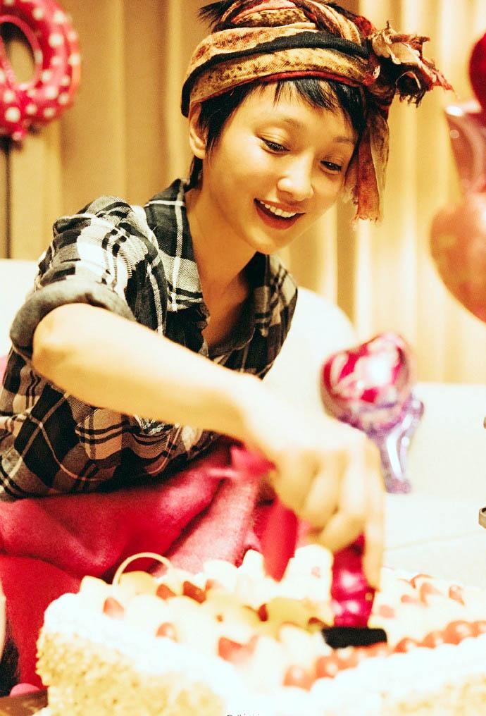 周迅简历个人简介身高(周迅现状如何)