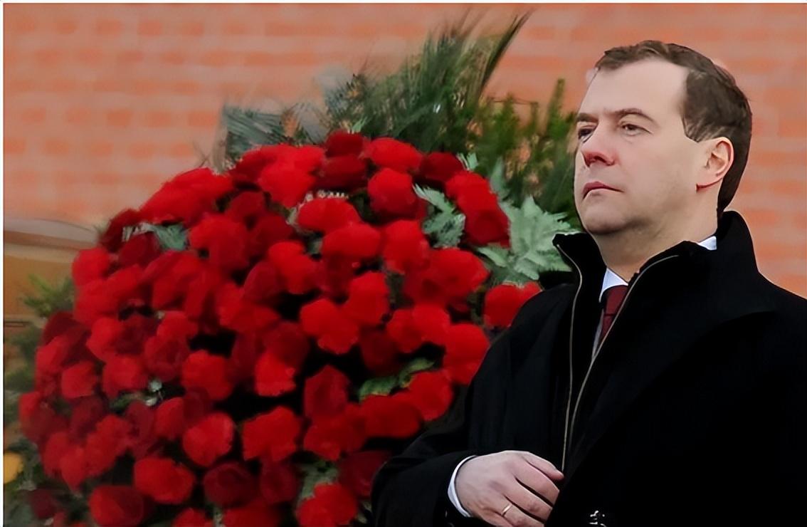 俄罗斯男女比例(俄罗斯人口比例男女比例多少)