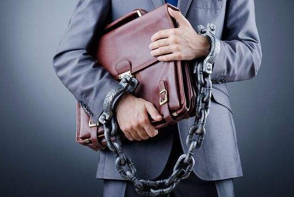 皮包公司是什么意思(没有固定资产、经营地点的集体)