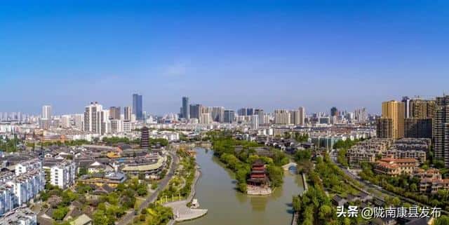 秦岭淮河是南方地区和北方地区的分界线吗（北方和南方的分界线是哪里）