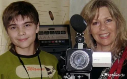 俄罗斯火星人男孩现状(俄罗斯火星人男孩是真的吗)-第2张图片-