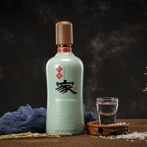 ​兰陵极品xo多少钱一箱(兰陵xo陈香36度多少钱一箱)