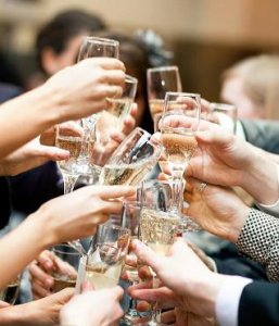 ​通化牌高级红葡萄酒(通化牌高级红葡萄酒12度价格)