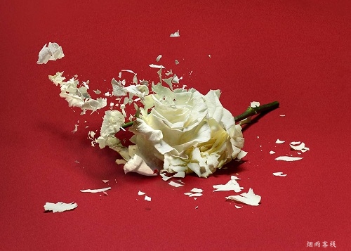 欺骗感情的男人,这四个特点很明显!