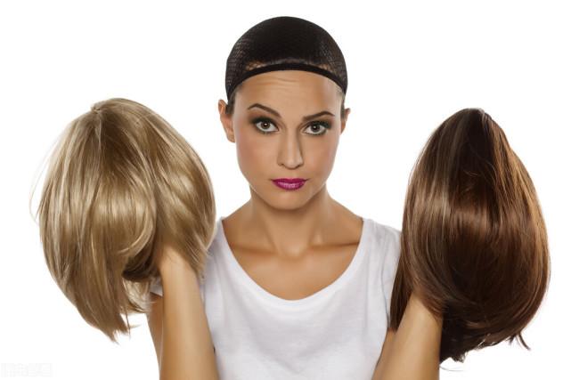 高温丝假发是什么材质(高温丝假发好不好)