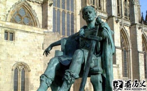 君士坦丁一世雕像