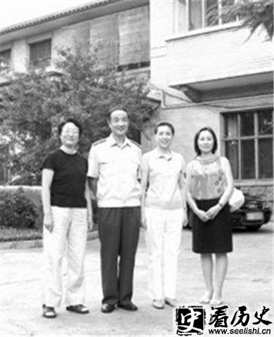 张国焘与子女合照