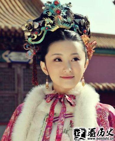 神态自若的富察贵人