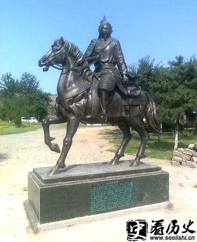袁崇焕雕像