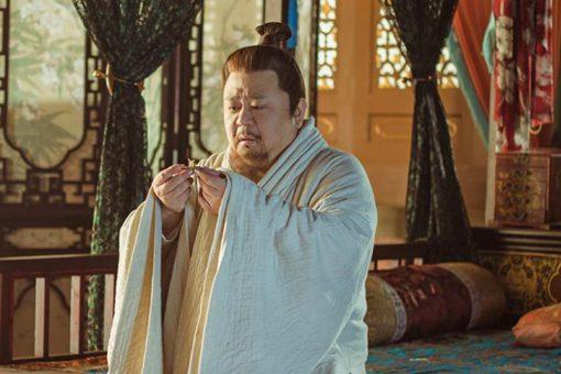 易中天为何贬低明朝赞美清朝?