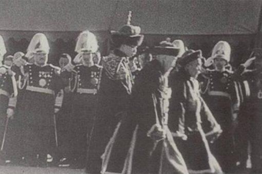 日本建立伪满洲国其他各国什么反应?