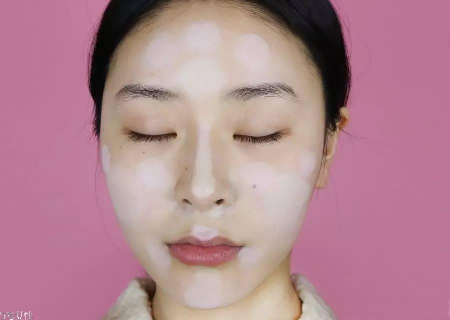 兰芝小白光气垫bb霜使用方法 水光透白的自然妆感 兰芝小白光气垫bb霜使用方法 水光透白的自然妆感