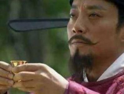 ​古代下毒为什么要下在酒里 下在茶里不行吗