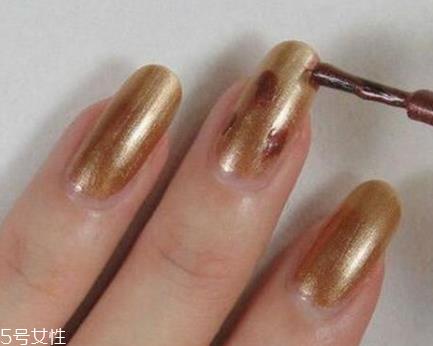 豹纹美甲怎么画好看?不到一分钱画出性感美甲 豹纹美甲怎么画好看?不到一分钱画出性感美甲