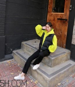 ​羽绒马甲怎么搭配好看？羽绒马甲搭配图片