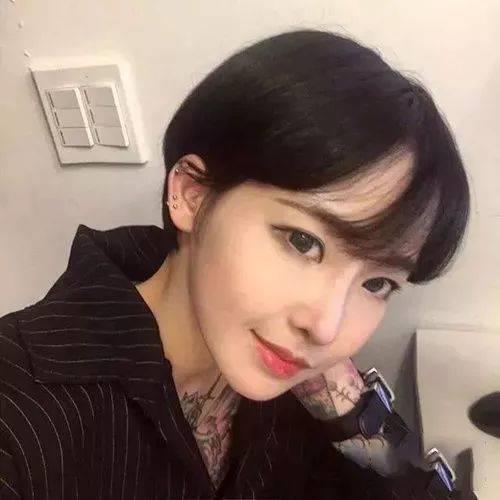 2022女生短发齐耳造型推荐 2022女生短发齐耳造型推荐