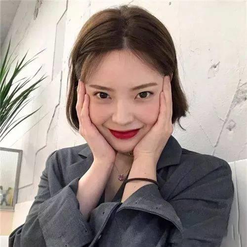 2022女生短发齐耳造型推荐 2022女生短发齐耳造型推荐