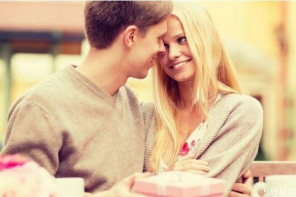 夫妻不和睦怎么办 夫妻吵架冷战怎么办 夫妻不和睦怎么办 夫妻吵架冷战怎么办