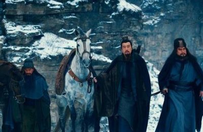 ​小说中刘备三顾茅庐请诸葛亮出山 历史上这件事情是真的吗