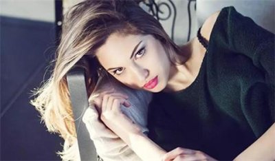 ​当女生问你对她的感觉 怎么高情商回答她