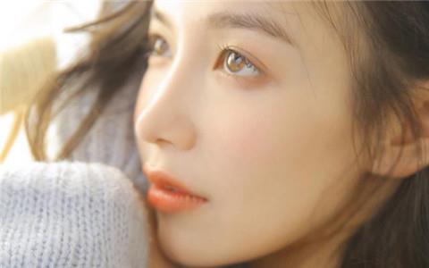 如何提高情商与异性聊天技巧?