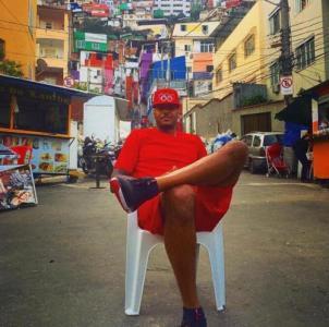 7图揭秘安东尼黑帮背景:亮相黑帮地下影片,用帮派势力帮助詹皇