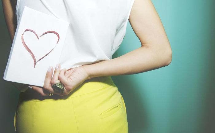 情侣婚前聊天记录曝光：车房永远是婚姻中绕不开的话题