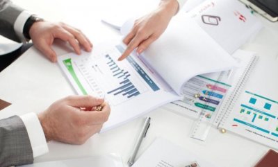 ​古代秀才，举人地位有多高？有句话：万般皆下品，唯有读书高