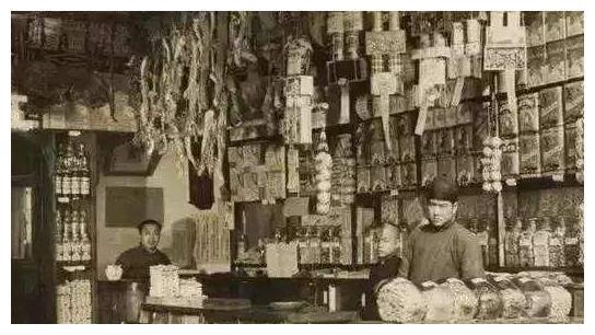 1949年选首都，一共11座城市备选，为何旧都重庆、南京落选了？