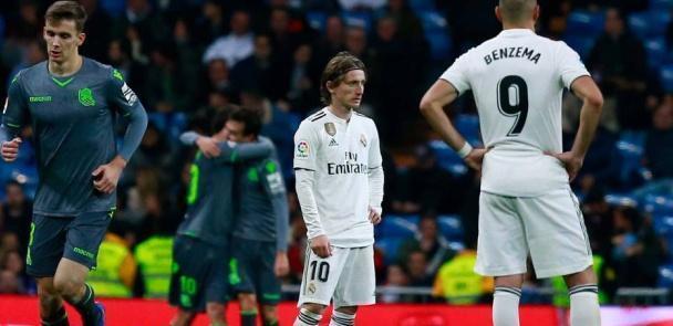 C罗走后一场比赛让老弗爷愤怒,皇马B计划启动,球队策略全变了