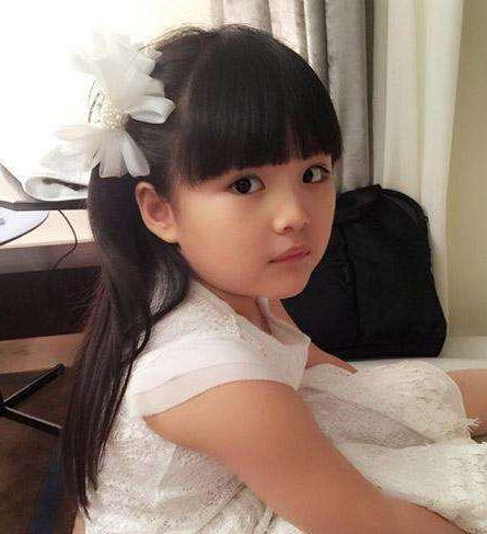 有一种“整容”叫李湘女儿,9岁王诗龄近照,网友:高攀不起!