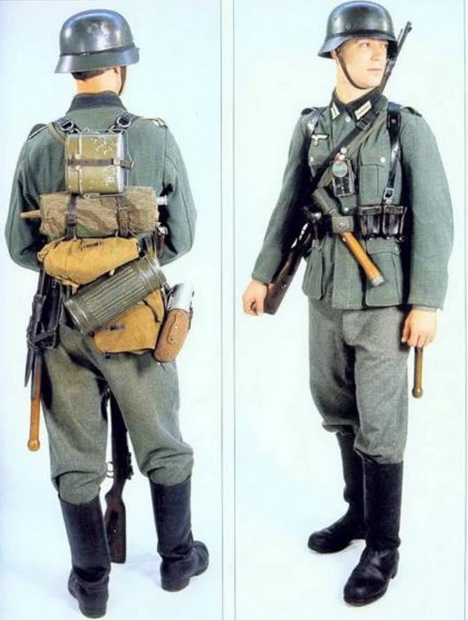 二战时德军单兵装备中,人人必备一铁罐子,里面的东西令人愤怒