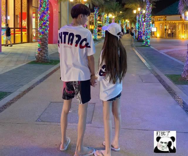 有一种表白叫毛宸宸，“12个字”狂秀恩爱，杨清柠是最幸福的人