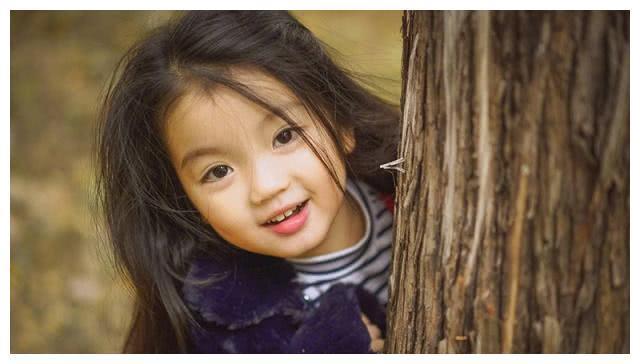 “阿拉蕾”新剧来袭!剧照萌化众人,7岁的她已经这般可爱迷人!