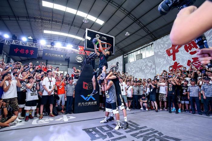 CJ-麦科勒姆晒照：我爱兰州！