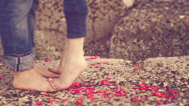 情侣之间，聊这8个话题能让幸福感倍增！