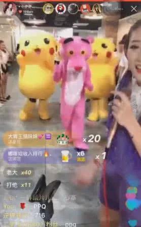 牌牌琦回归，直播间大跳《八步摇》，小伊伊暖心为其擦汗！